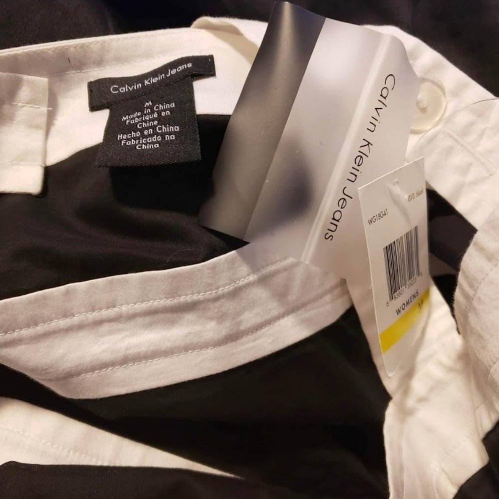 NWT Calvin Klein dress sz Medium Black And White - Picture 6 of 6
